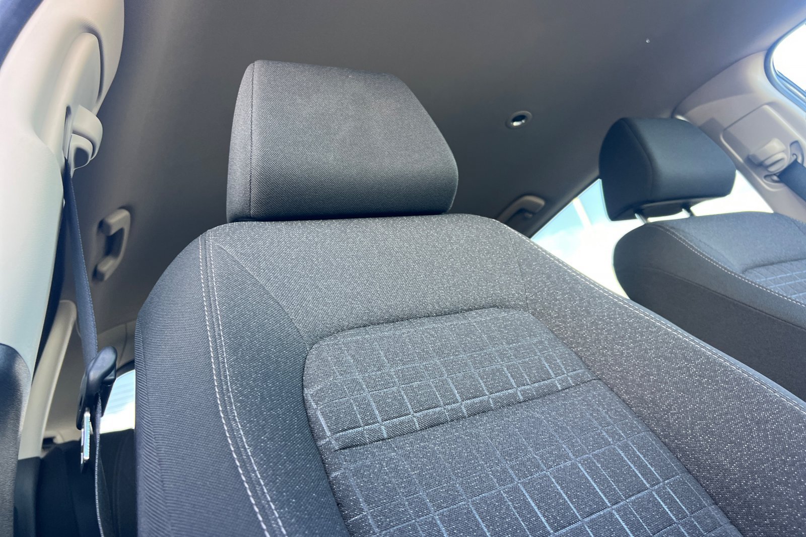Used 2026 Honda HR-V LX image 17