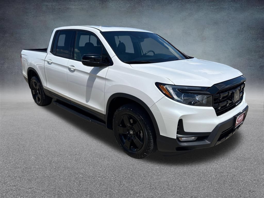 Certified 2025 Honda Ridgeline Black Edition image 8