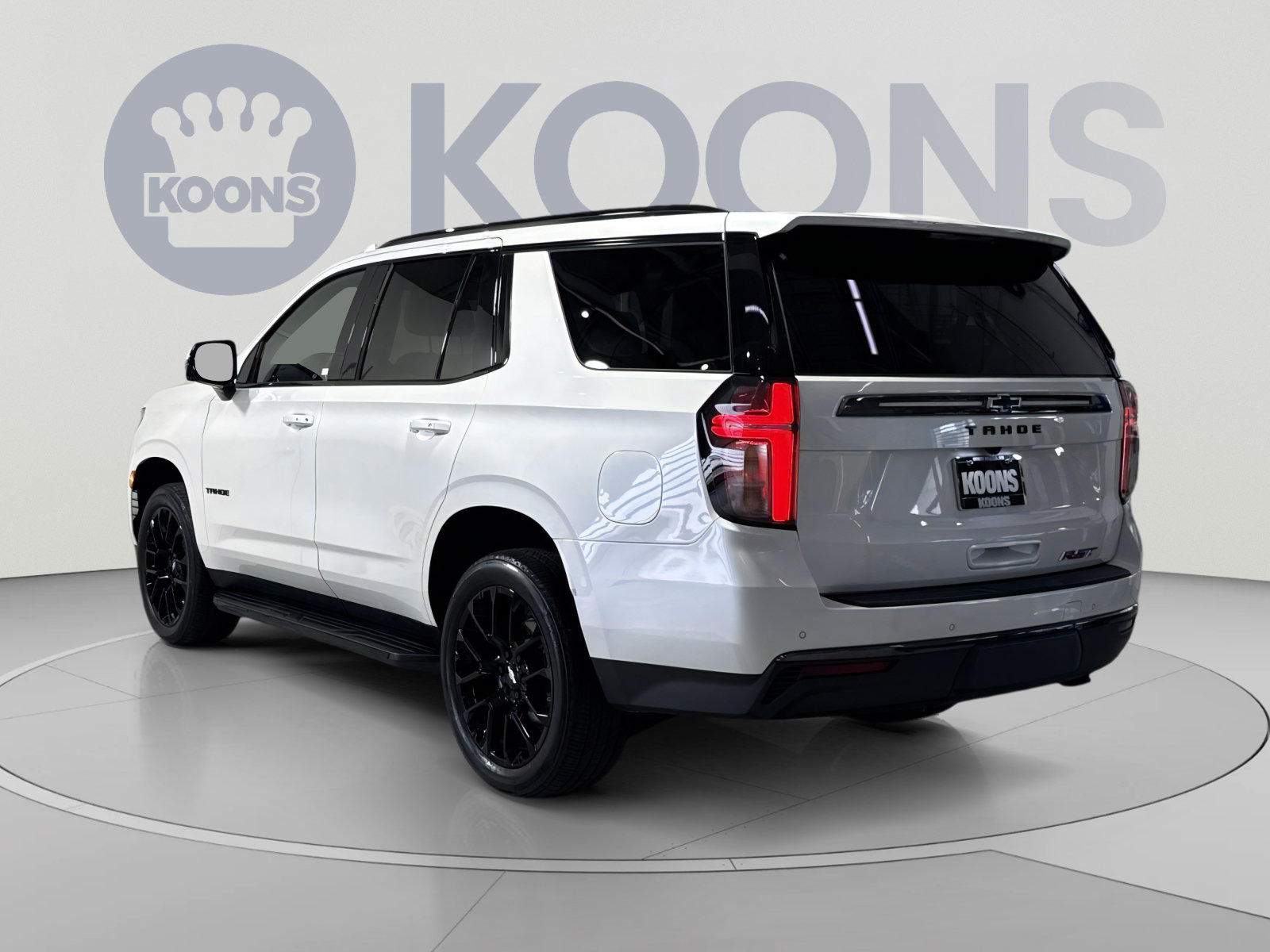 Used 2022 Chevrolet Tahoe RST w/ Luxury Package AWD/4WD image 8