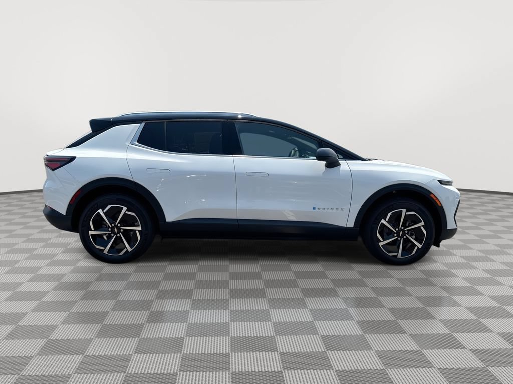 New 2026 Chevrolet Equinox EV LT AWD/4WD image 10