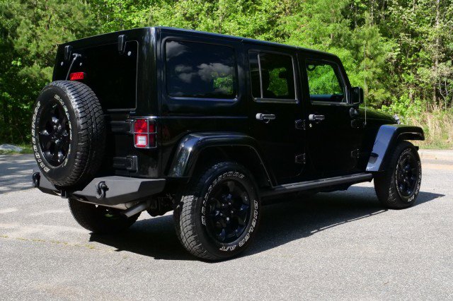Used 2015 Jeep Wrangler Unlimited Sahara image 16