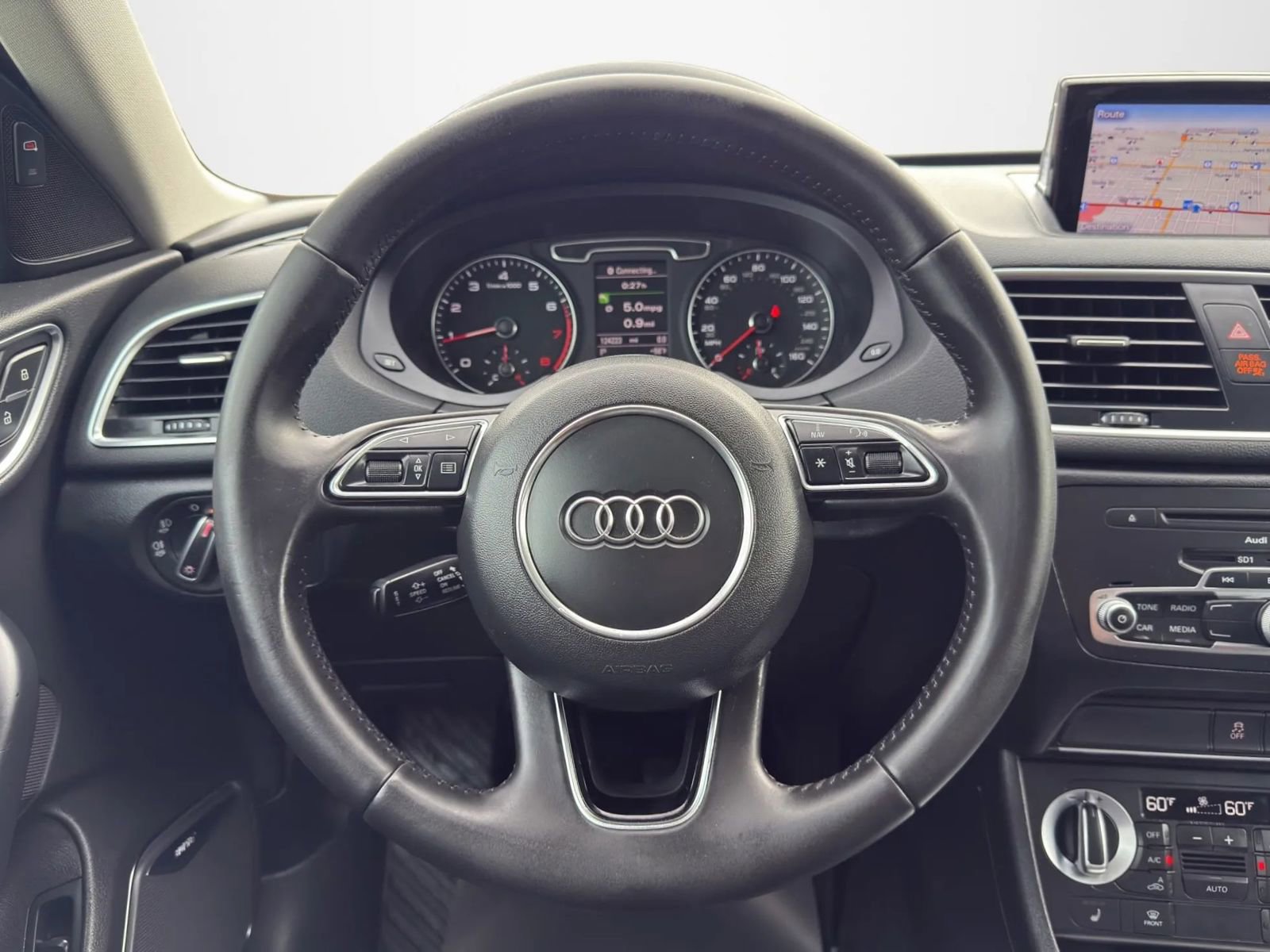 Used 2015 Audi Q3 2.0T Prestige image 16