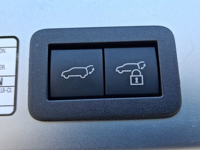 Used 2023 Toyota Corolla Cross XLE w/ Convenience Package AWD/4WD image 30