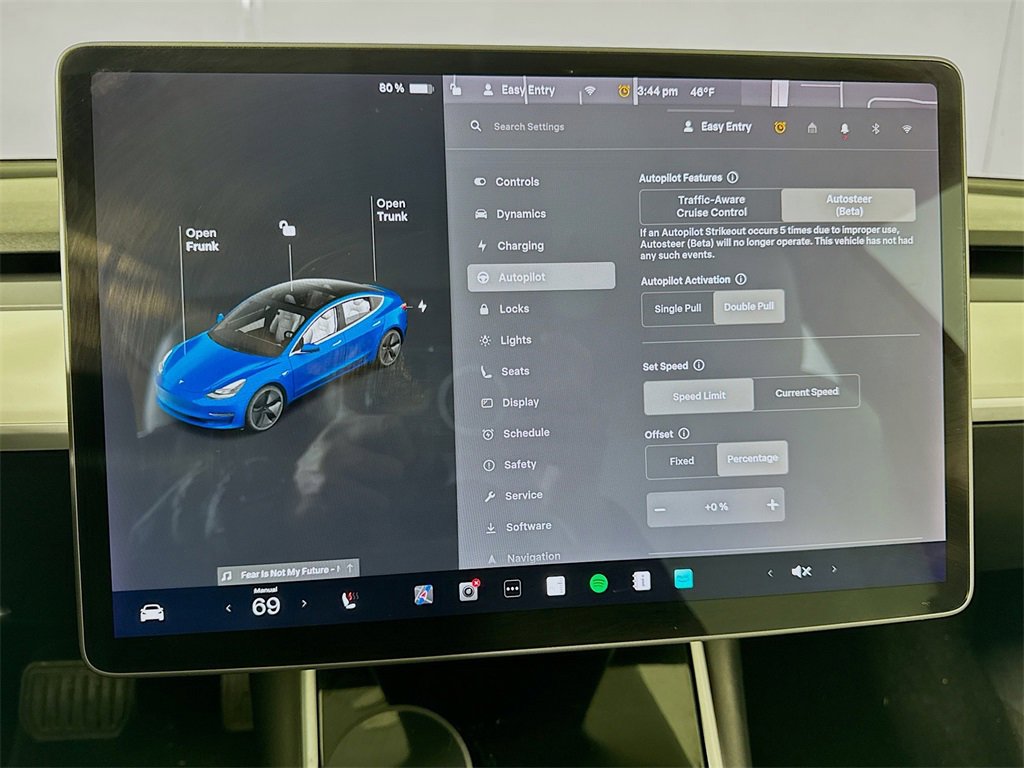 Used 2019 Tesla Model 3 Standard Range Plus image 16