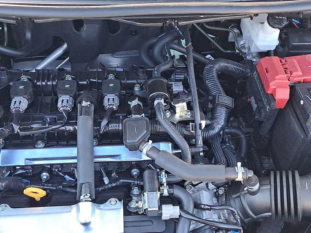 New 2025 Nissan Versa SR w/ Trunk Package image 23