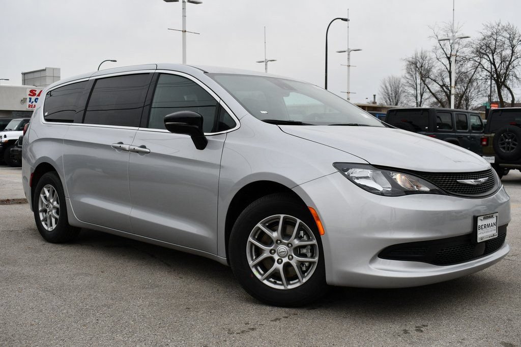 New 2026 Chrysler Voyager LX FWD image 1