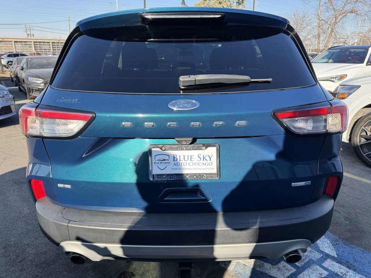 Used 2020 Ford Escape SE image 6