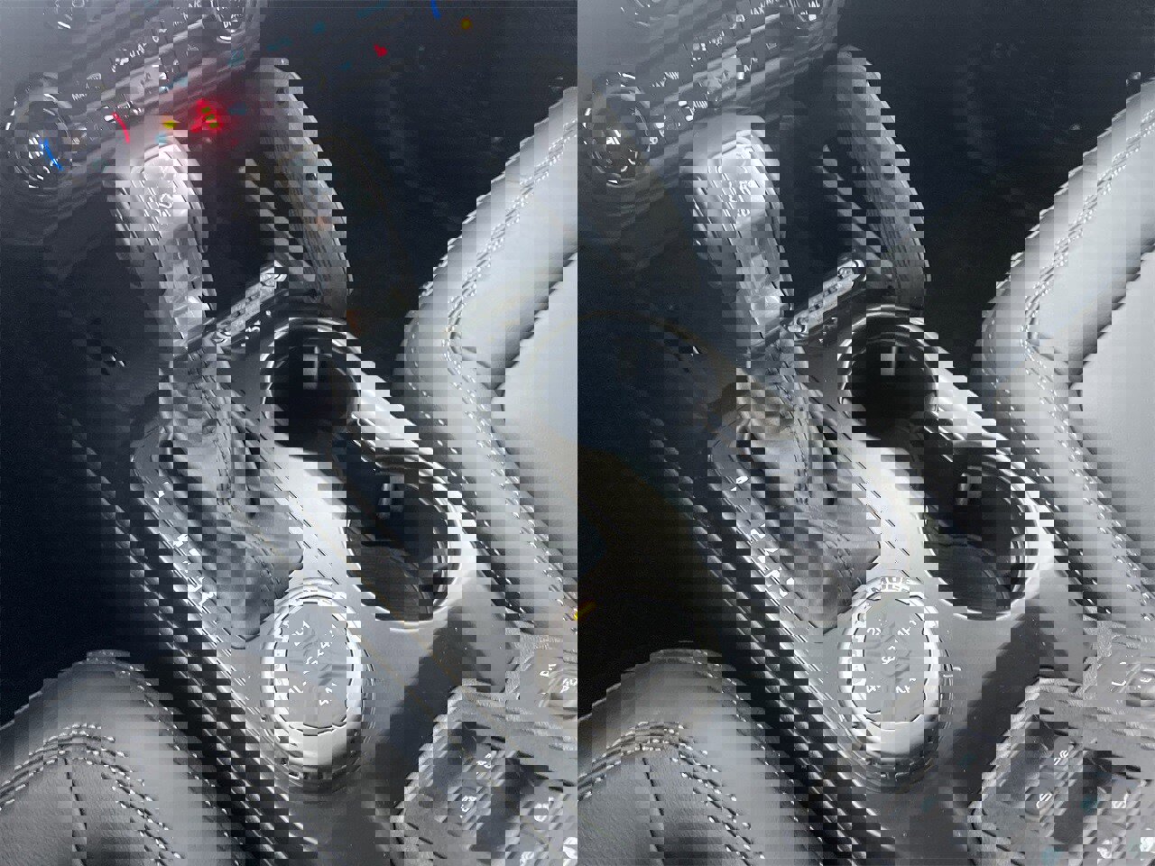 New 2026 Ford Bronco Outer Banks w/ Sasquatch Package image 8