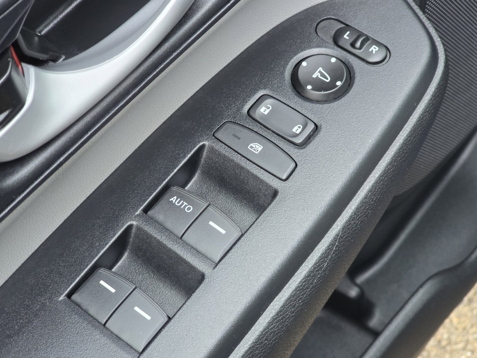 Certified 2019 Honda CR-V LX image 24