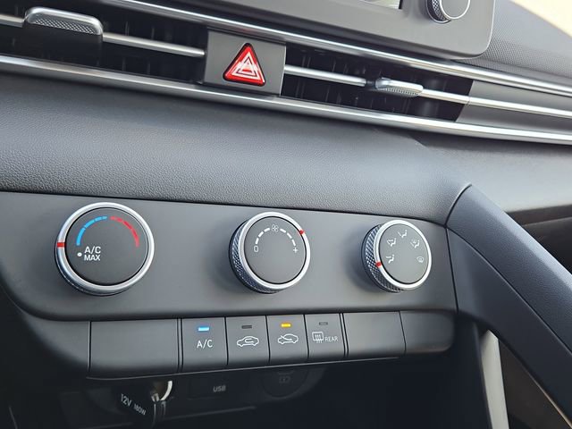 New 2026 Hyundai Elantra SE FWD image 12