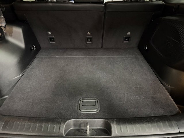 Used 2019 Jeep Cherokee Limited image 20