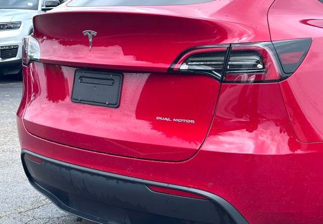 Used 2021 Tesla Model Y Long Range AWD/4WD image 11