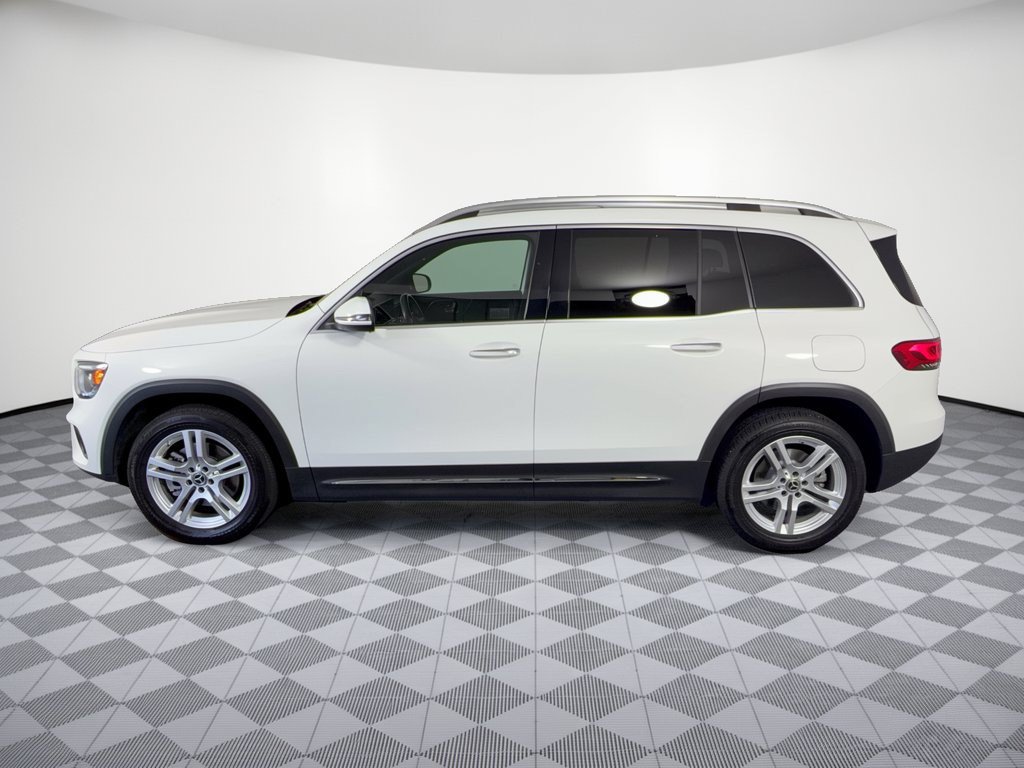 Used 2021 Mercedes-Benz GLB 250 image 2