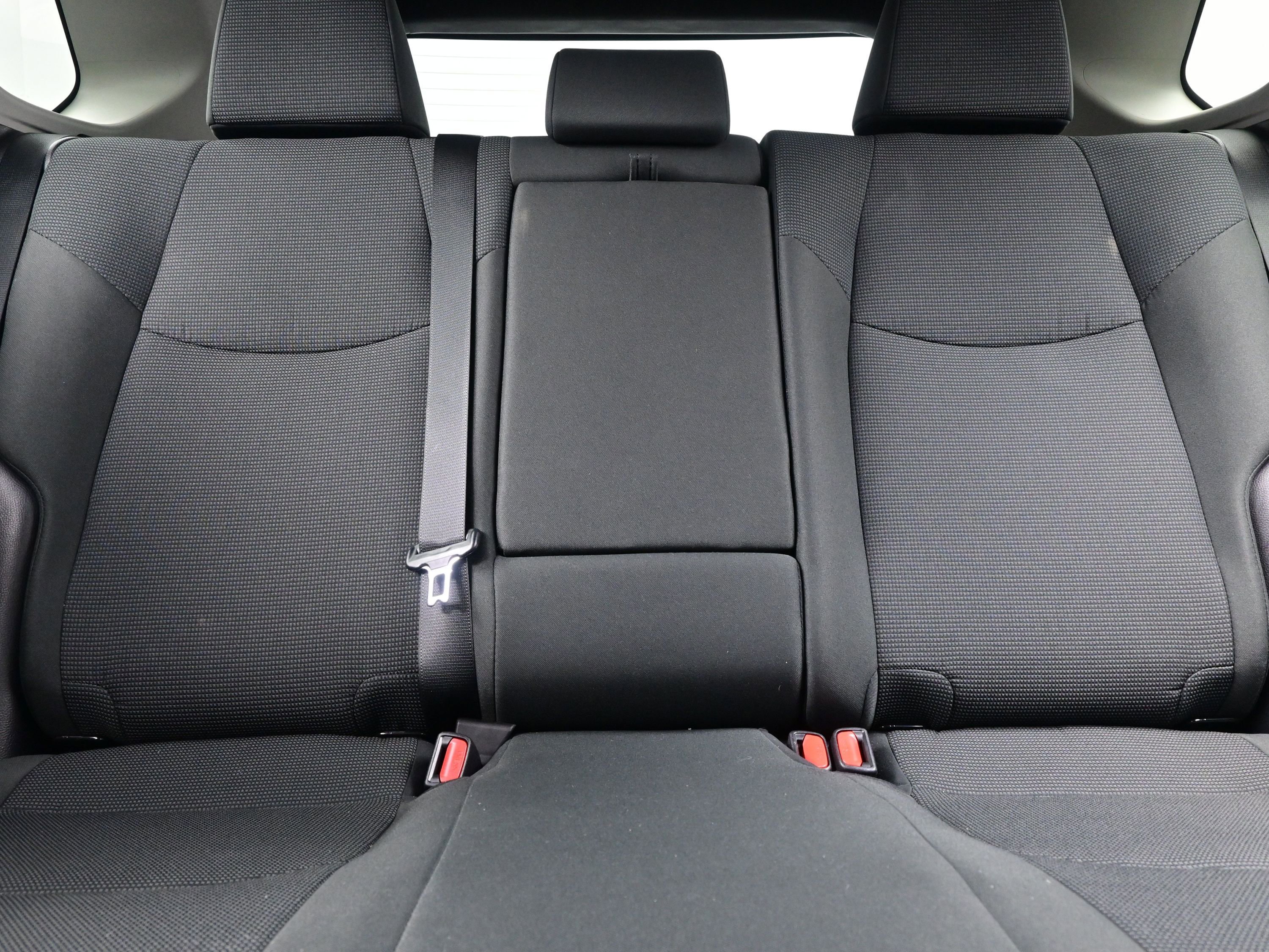 Used 2023 Toyota RAV4 LE image 15