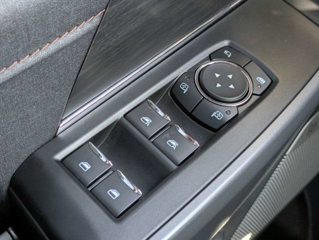 Used 2025 Ford F150 Lariat w/ FX4 Off-Road Package AWD/4WD image 23
