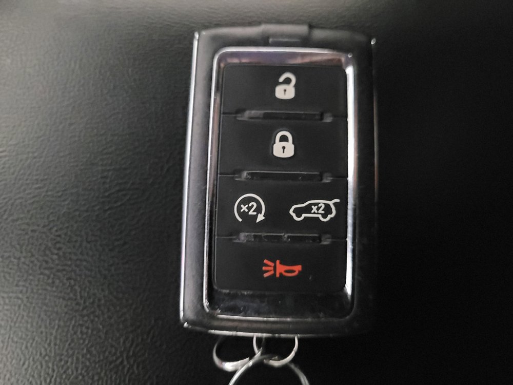Used 2022 Jeep Grand Cherokee Limited 4xe image 32
