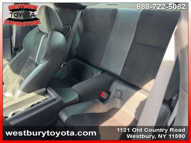 Used 2023 Toyota GR86 Premium w/ ALL Weather Mat Package (TMS) image 19