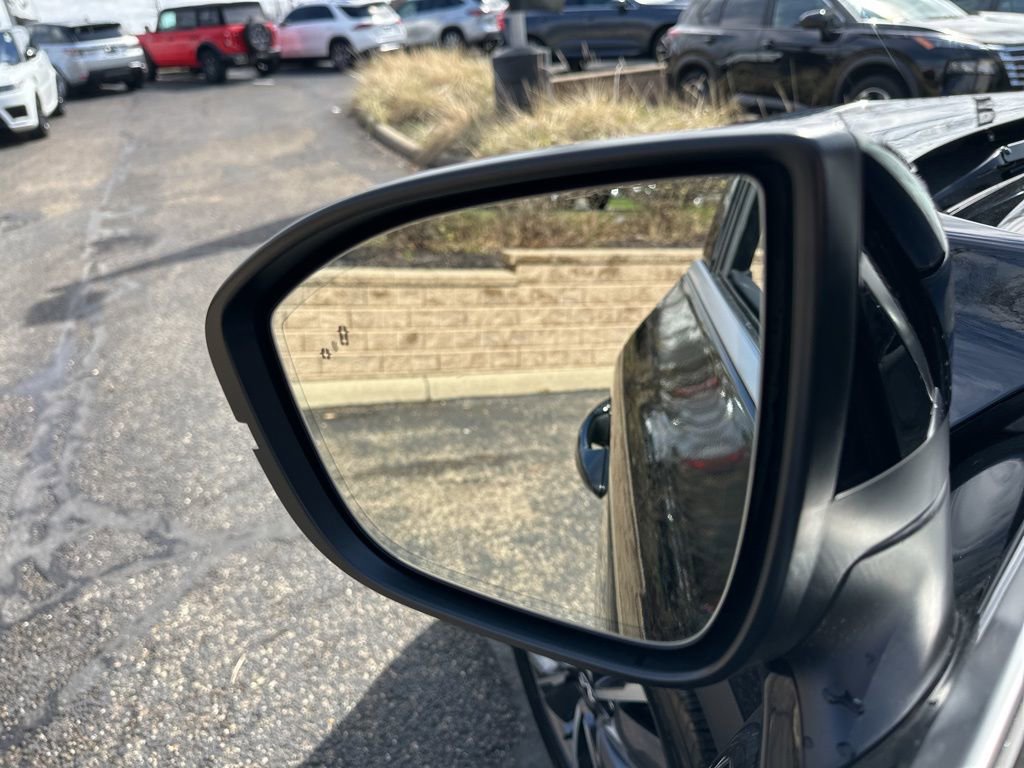 New 2026 INFINITI QX60 Luxe w/ Cargo Package image 38