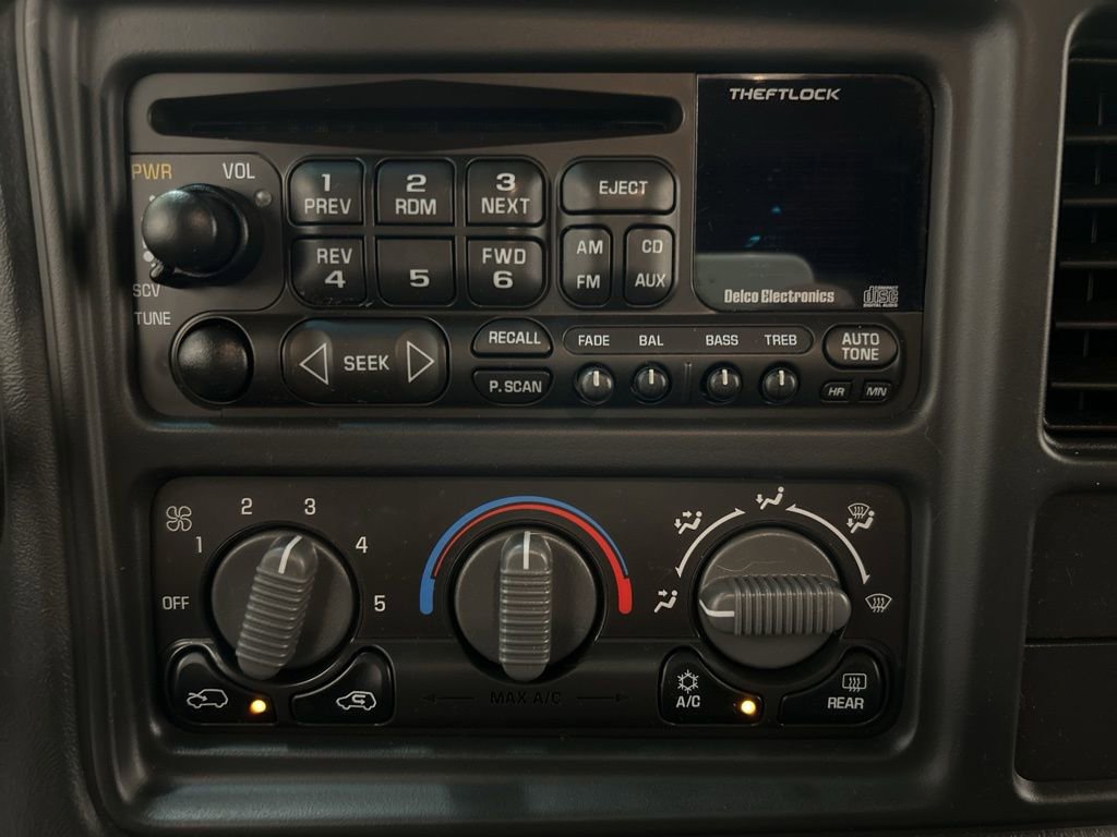 Used 2002 Chevrolet Silverado 1500 LS w/ Heavy Duty Suspension Pkg image 21