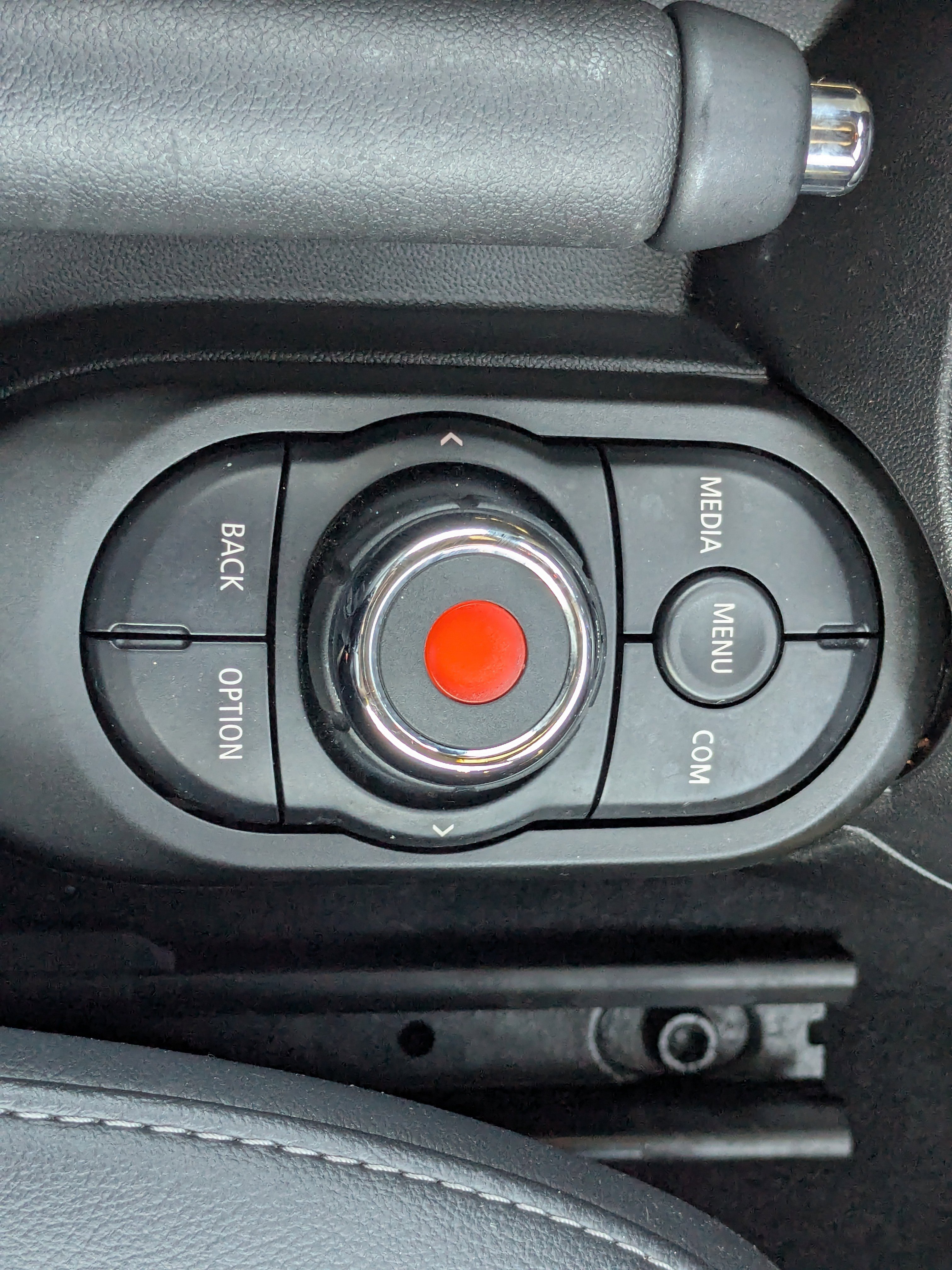 Used 2019 MINI Cooper Convertible image 25