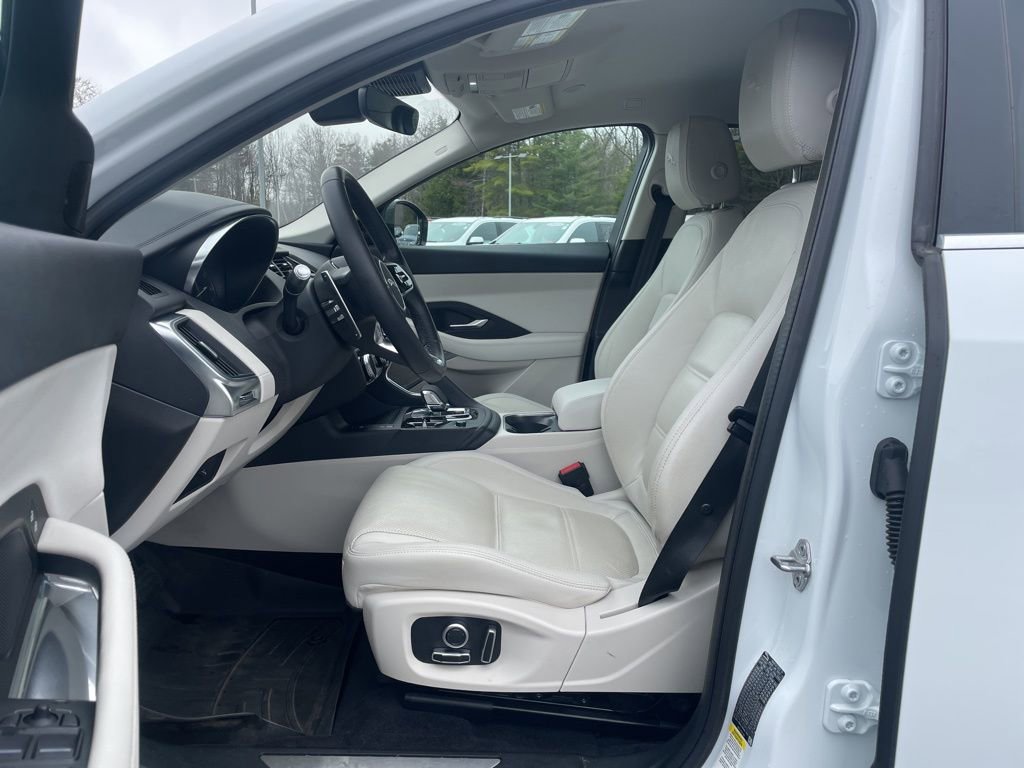 Used 2021 Jaguar E-PACE AWD/4WD image 24