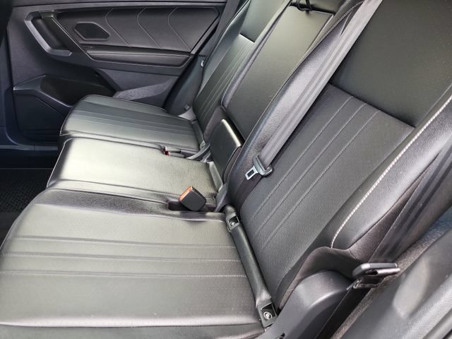 Used 2022 Volkswagen Tiguan SE AWD/4WD image 23
