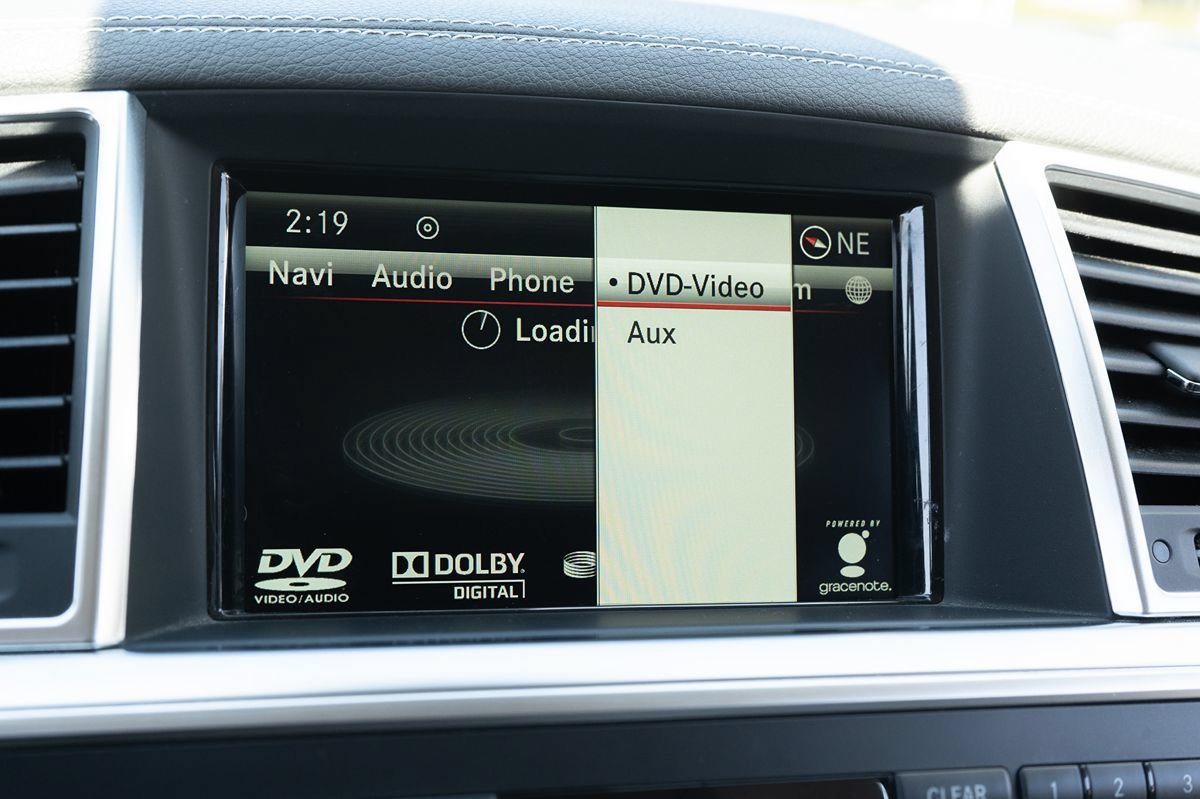 Used 2015 Mercedes-Benz GL 550 4MATIC image 33