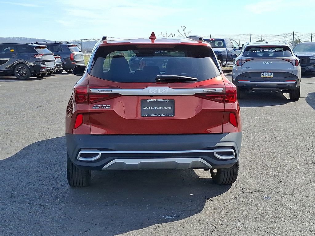 Certified 2022 Kia Seltos S image 5