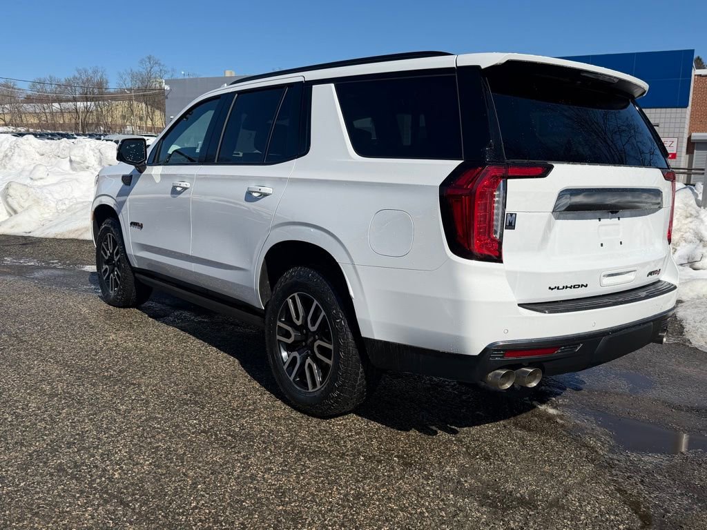 Used 2024 GMC Yukon AT4 w/ AT4 Premium Package image 4