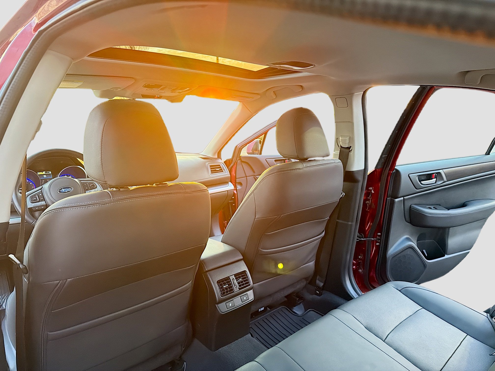 Used 2016 Subaru Legacy 3.6R Limited image 6