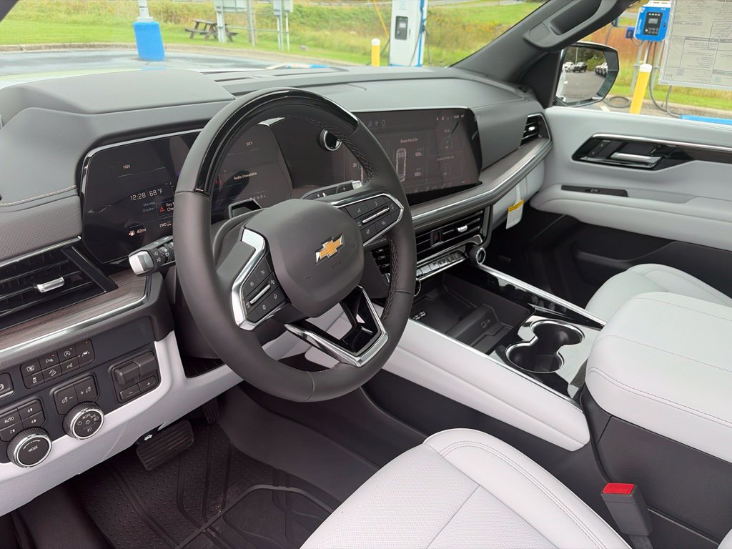 New 2027 Chevrolet Tahoe Premier w/ Advanced Technology Package AWD/4WD image 15
