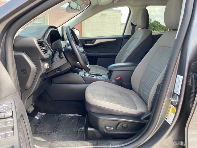 Used 2022 Ford Escape SE w/ SE Sport Appearance Package AWD/4WD image 13