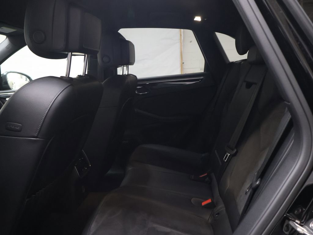 Used 2018 Porsche Macan Sport Edition image 15