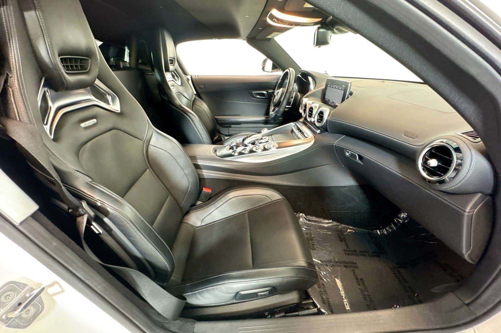 Used 2019 Mercedes-Benz AMG GT Roadster image 24