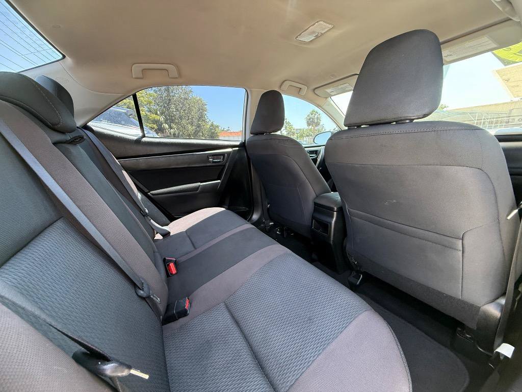 Used 2019 Toyota Corolla LE FWD image 19