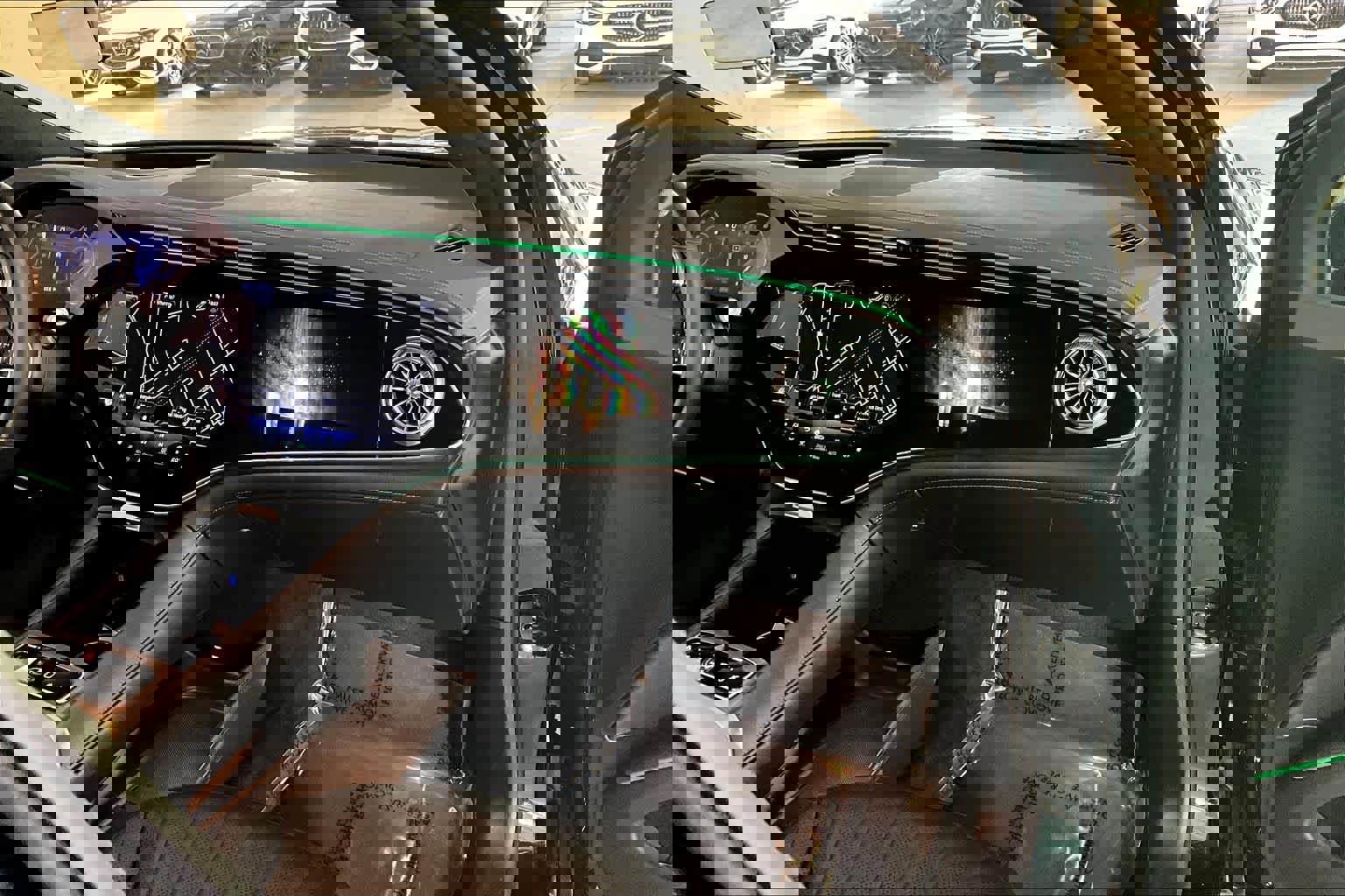 Used 2023 Mercedes-Benz EQS 580 4MATIC SUV image 18