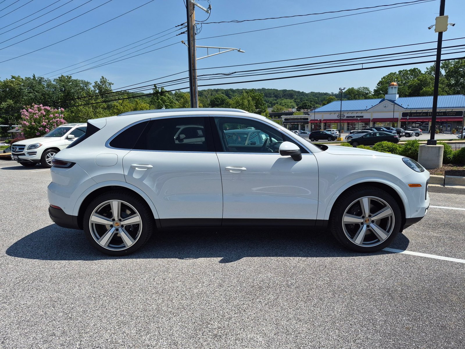 New 2026 Porsche Cayenne AWD/4WD image 8