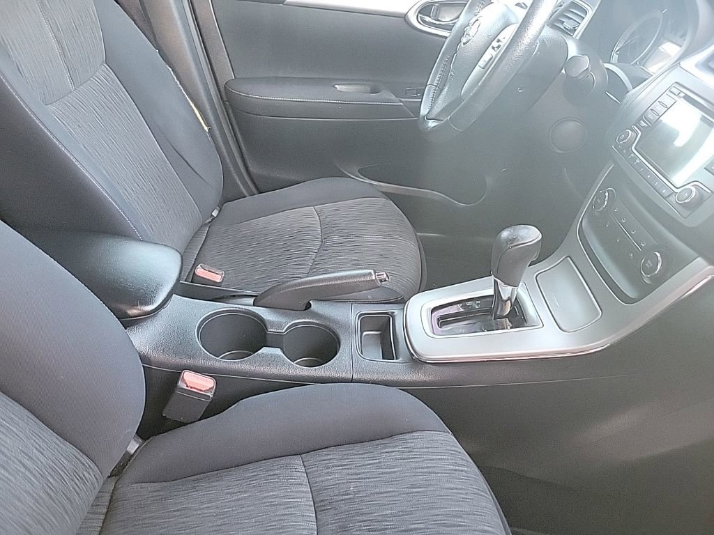 Used 2015 Nissan Sentra SV FWD image 44