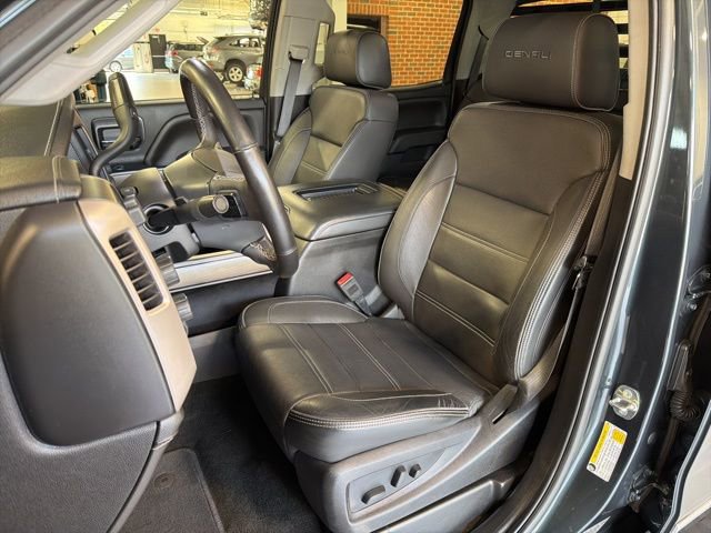 Used 2018 GMC Sierra 2500 Denali w/ Duramax Plus Package AWD/4WD image 16