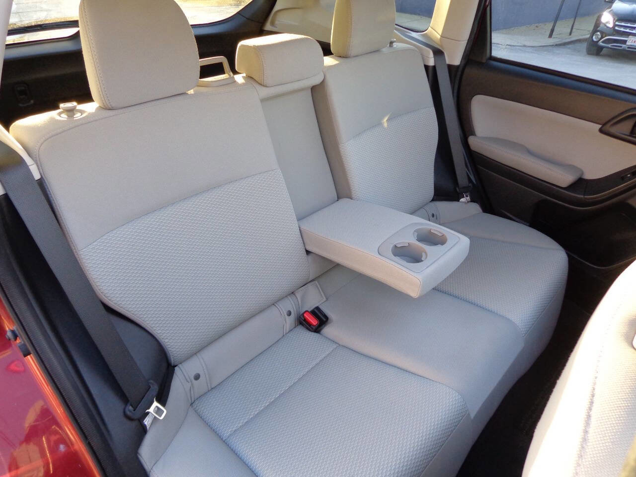 Used 2016 Subaru Forester 2.5i Premium w/ All-Weather Package image 13