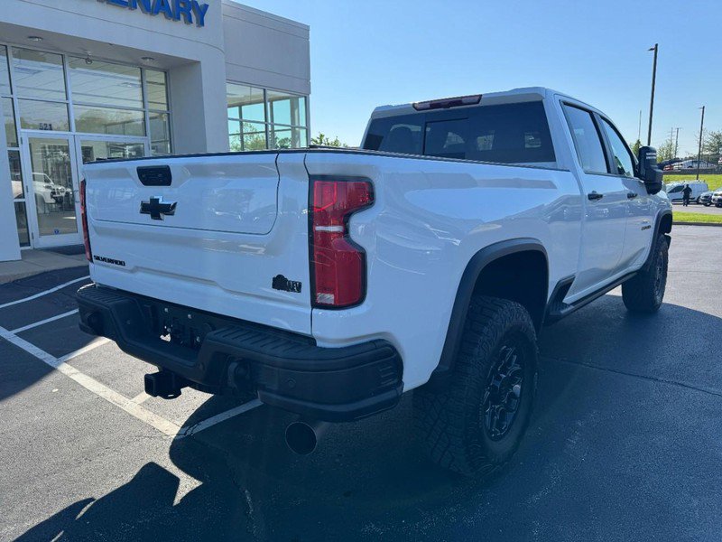 Used 2025 Chevrolet Silverado 2500 ZR2 w/ ZR2 Bison Edition image 3