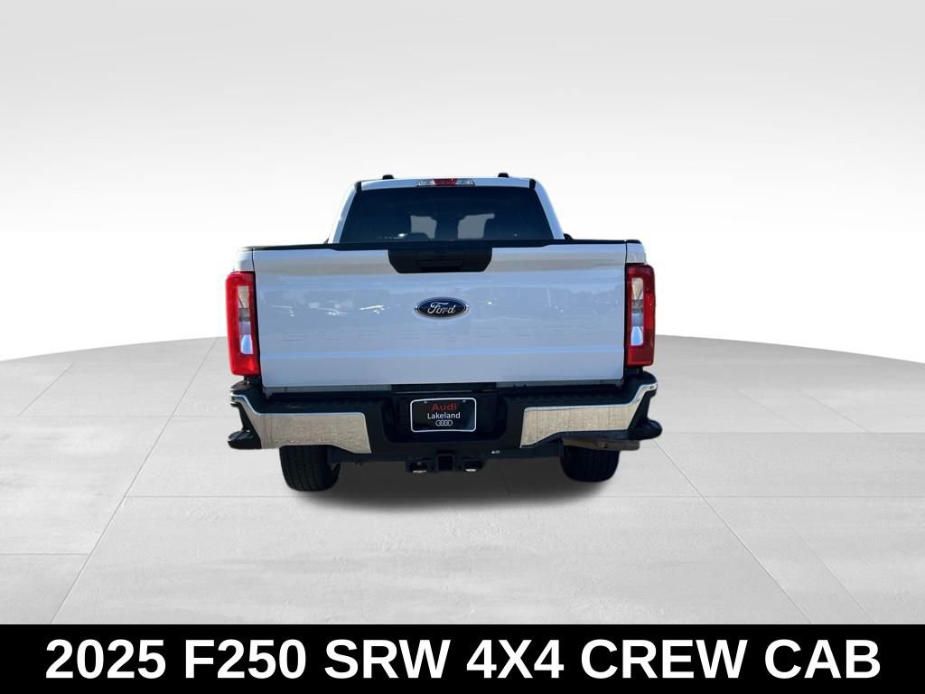 Used 2025 Ford F250 XLT AWD/4WD image 4