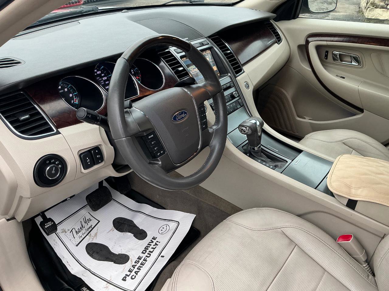 Used 2011 Ford Taurus Limited w/ 303A Rapid Spec Order Code image 14