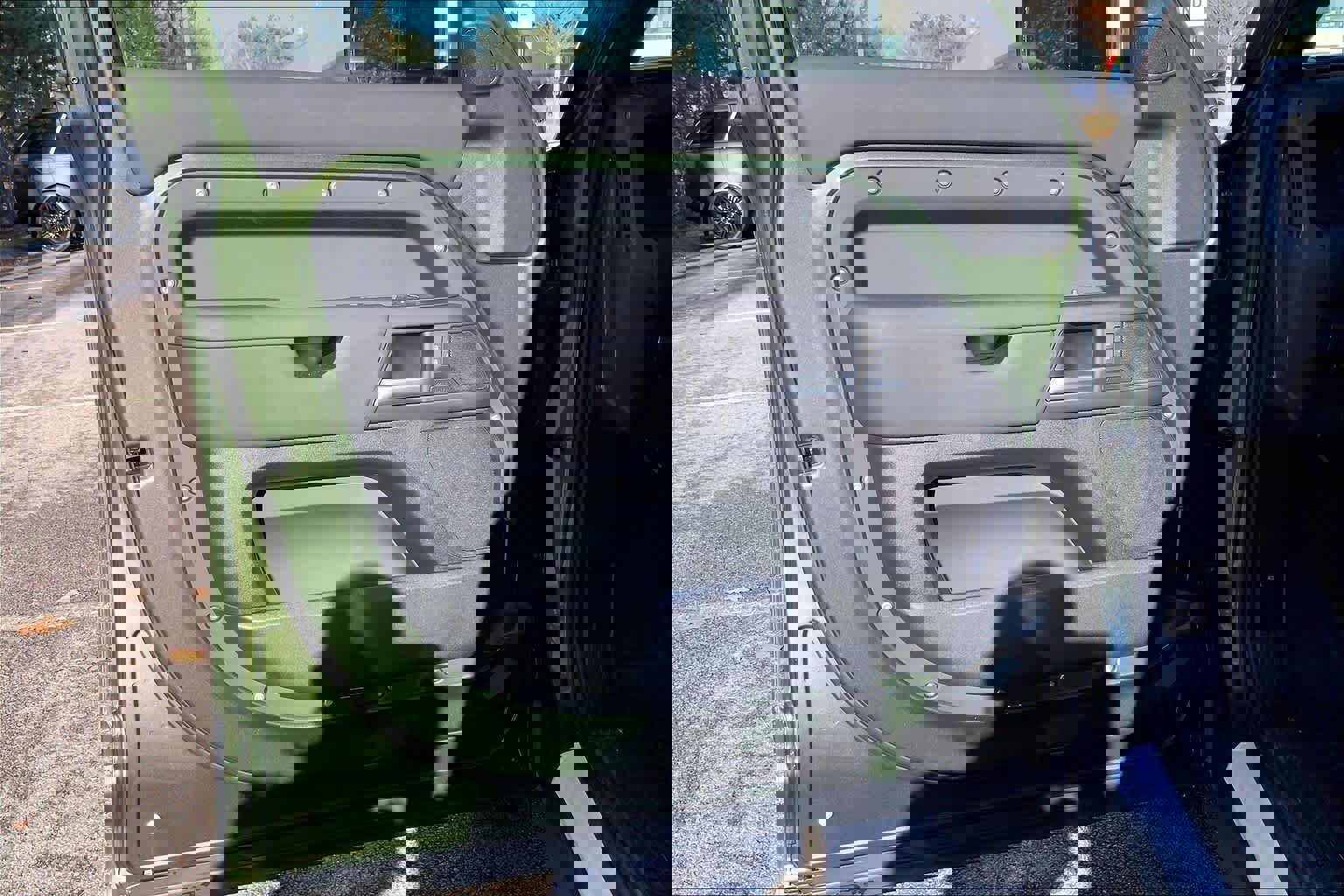 New 2026 Land Rover Defender 110 S image 11