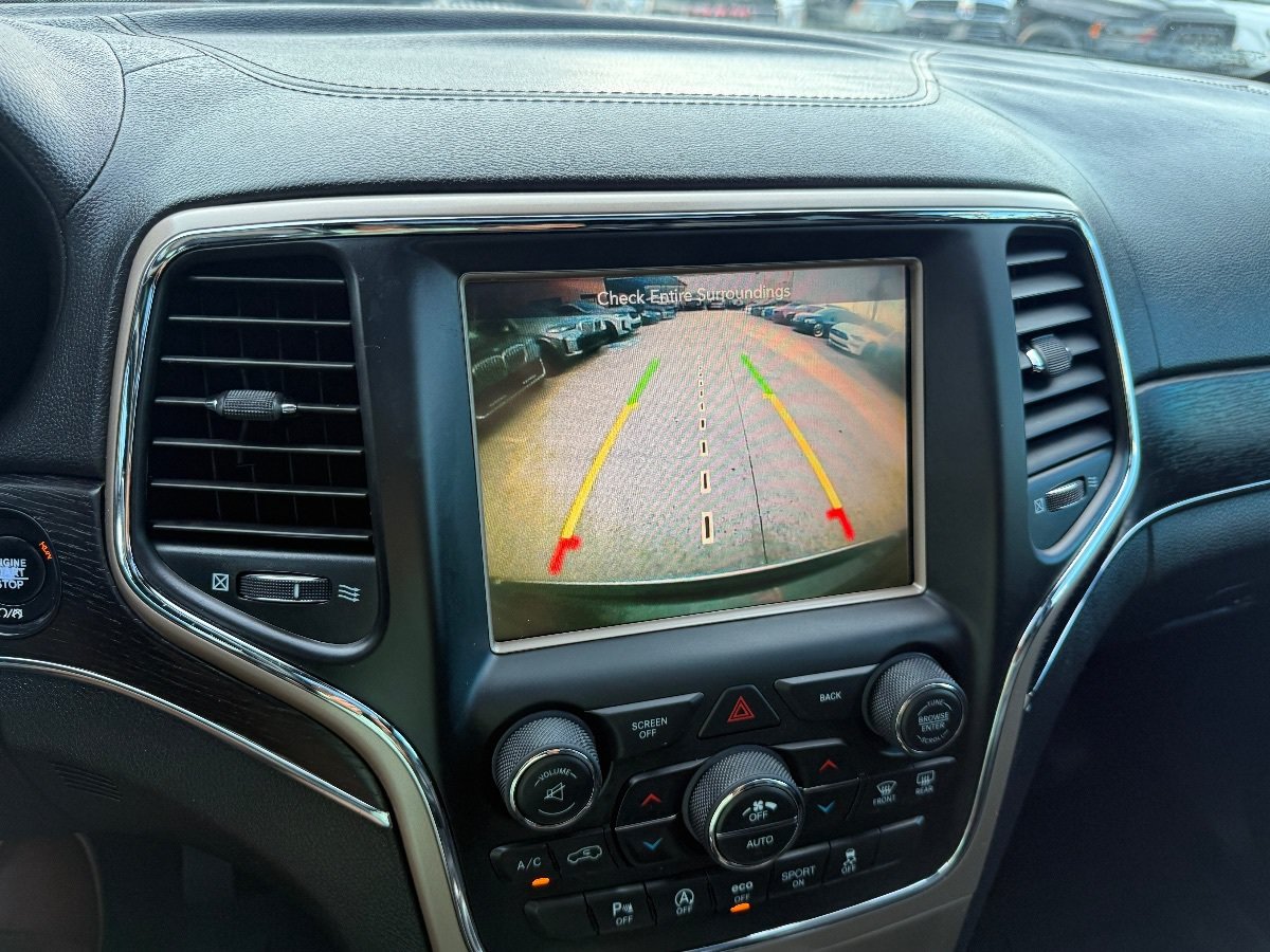 Used 2016 Jeep Grand Cherokee Summit AWD/4WD image 37