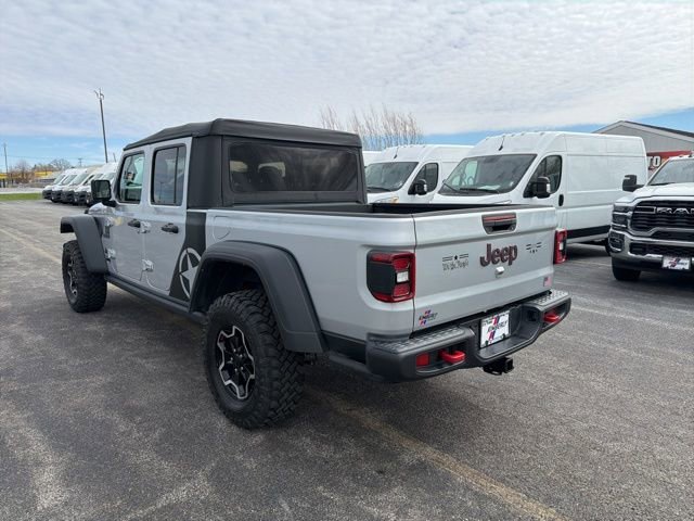 Used 2022 Jeep Gladiator Rubicon w/ LED Lighting Group AWD/4WD image 4