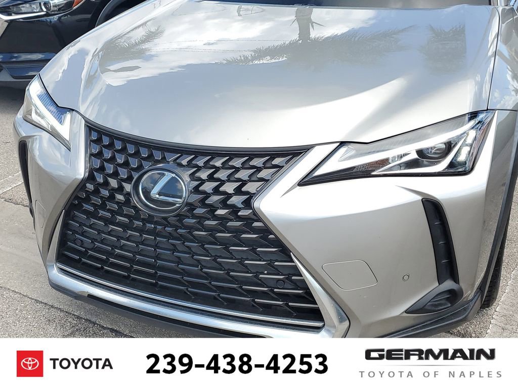 Used 2022 Lexus UX 200 200 Base w/ Accessory Package (Z2) image 14