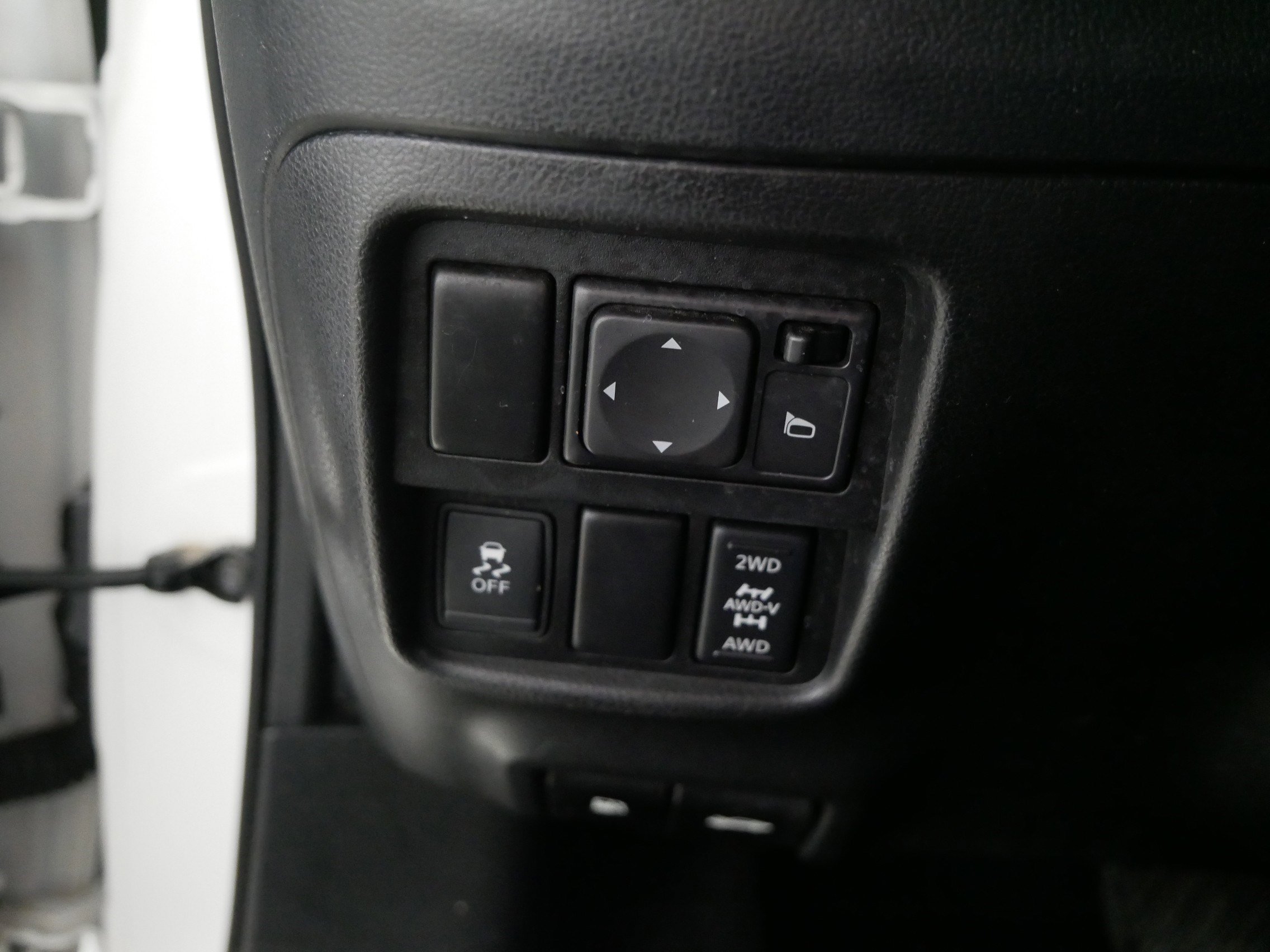 Used 2014 Nissan Juke SL image 26