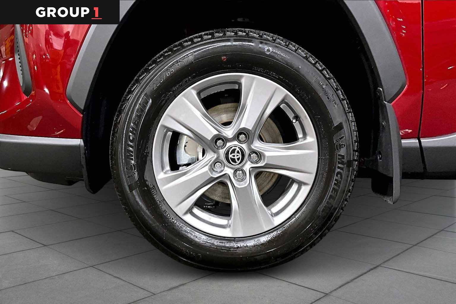 Used 2025 Toyota RAV4 XLE image 10