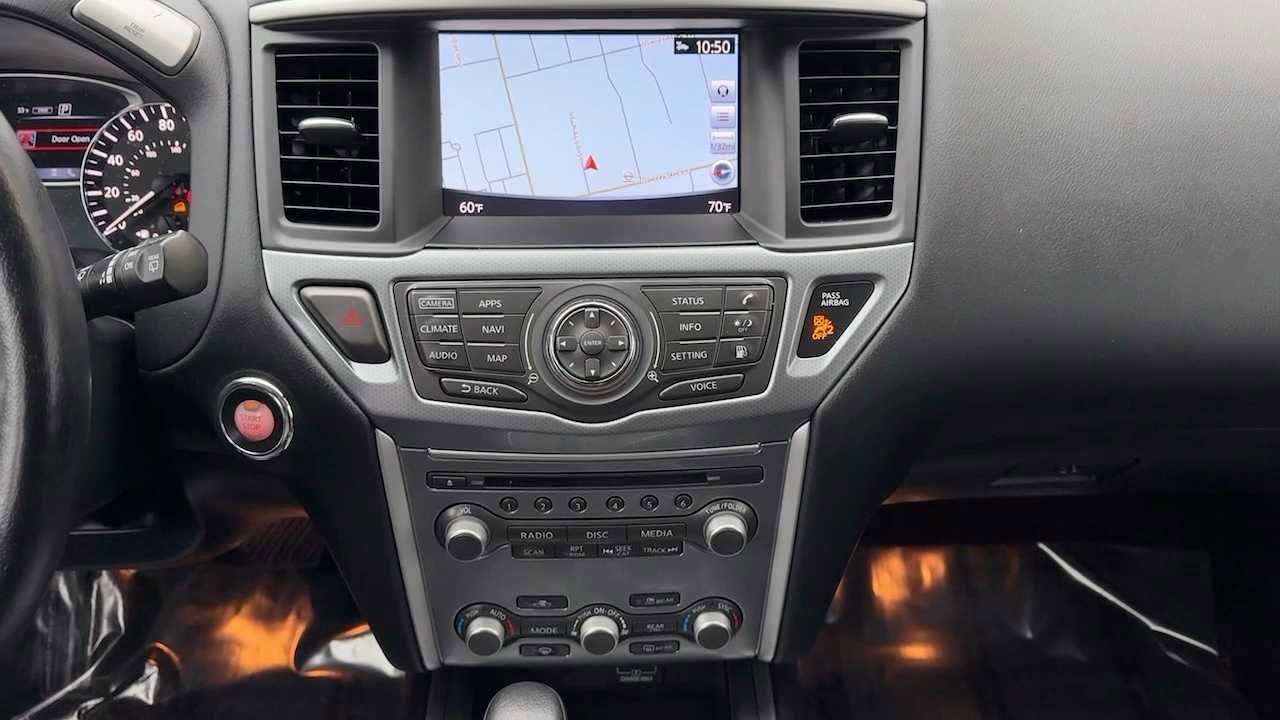 Used 2019 Nissan Pathfinder SL image 12